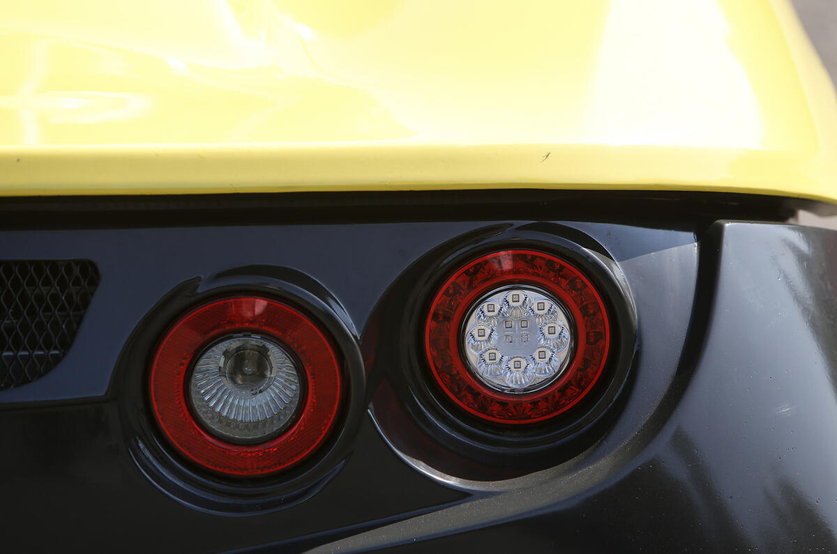 Elemental RP1 tailights