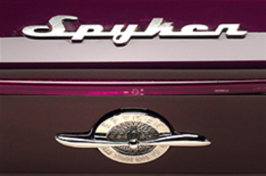 Spyker teams up with Lotus