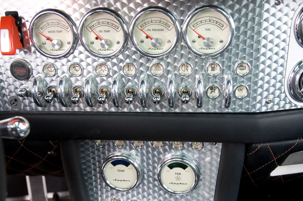 Spyker C8 Interior Autocar