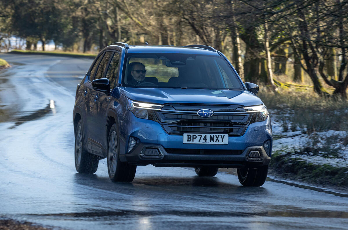 Subaru Forester avis 2025 001 pan avant