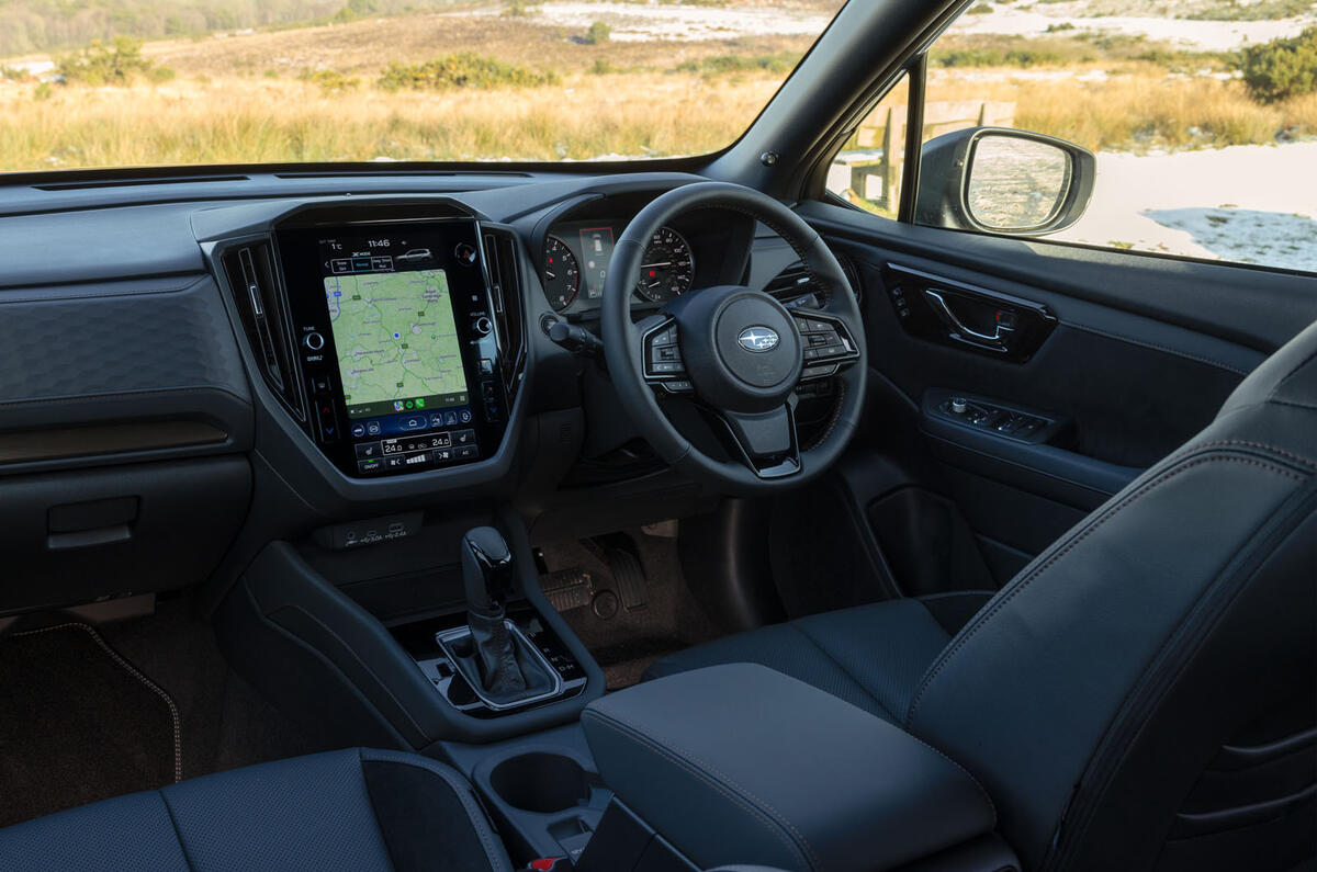 Subaru Forester avis 2025 012 intérieur