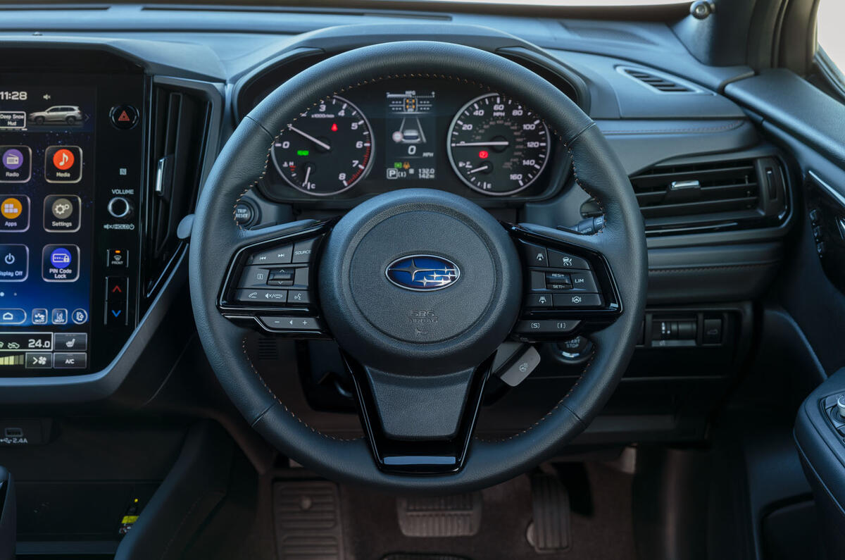 Subaru Forester avis 2025 013 volant