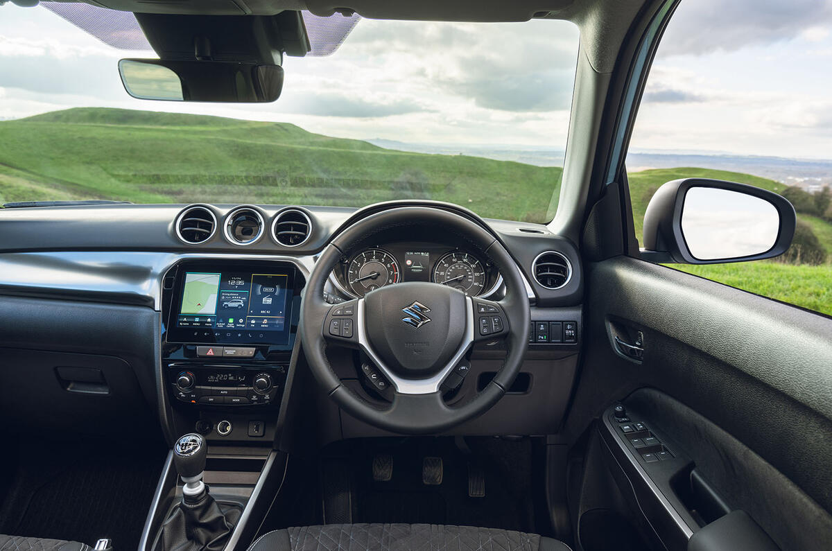 Suzuki Vitara - compte-rendu 2025 006 tableau de bord