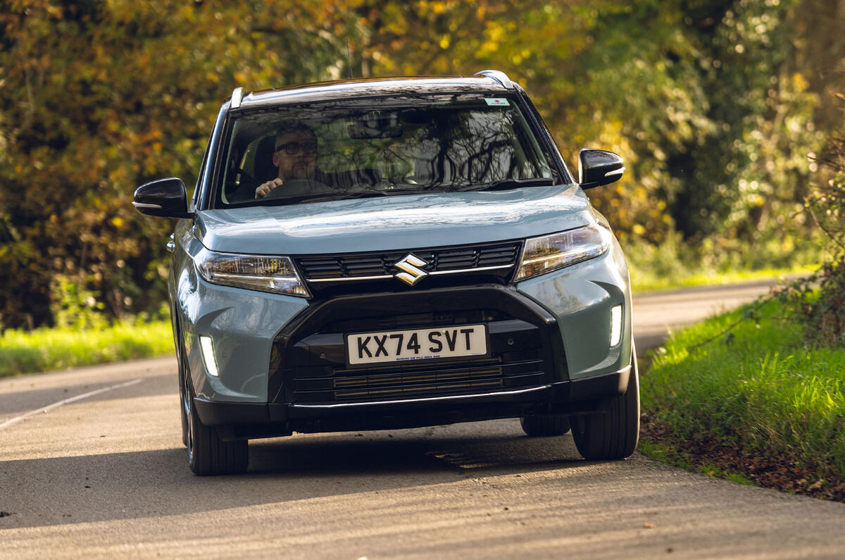 Suzuki Vitara avis 2025 011 virage avant