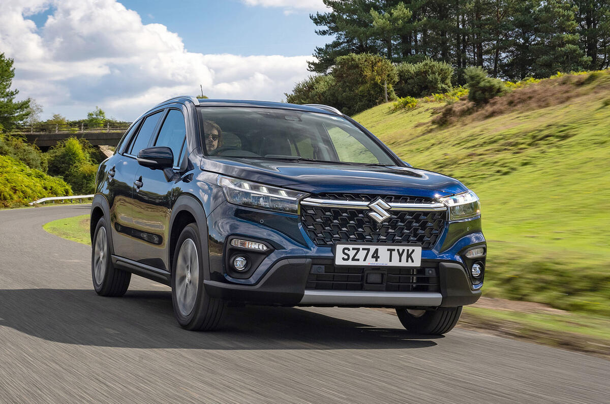 Suzuki S cross avant trois quarts