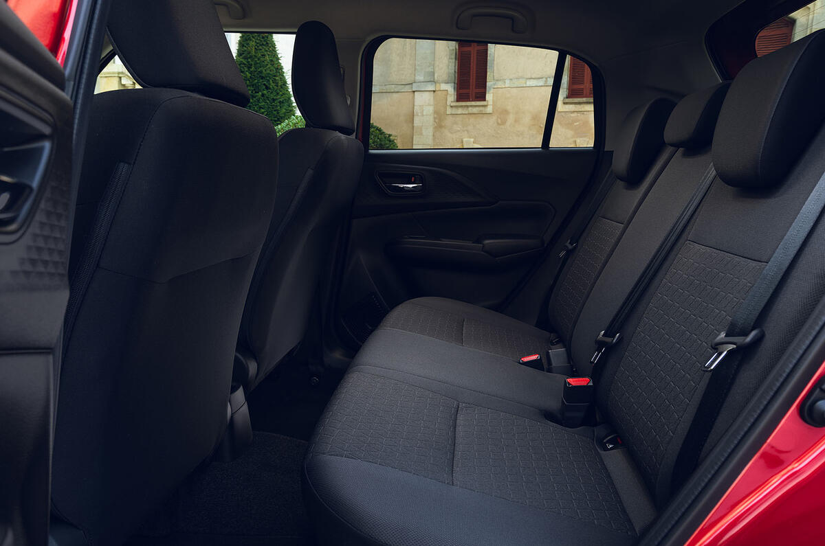 Sièges arrière de la Suzuki Swift