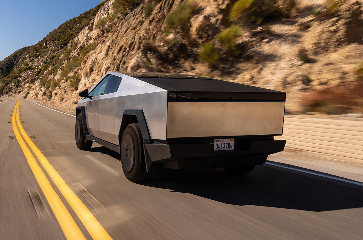 Tesla Cybertruck - compte-rendu 2024 02 (en anglais)