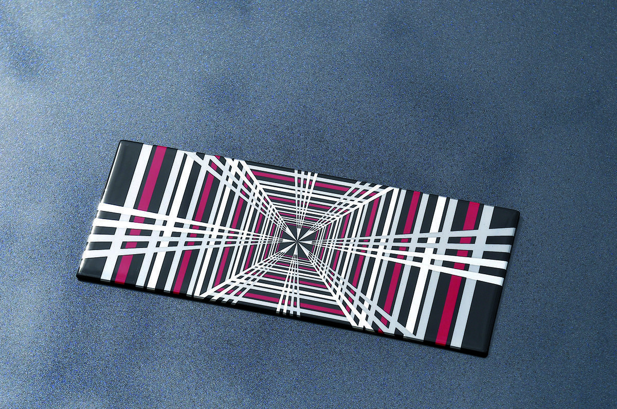 Tesla Model S Plaid badge