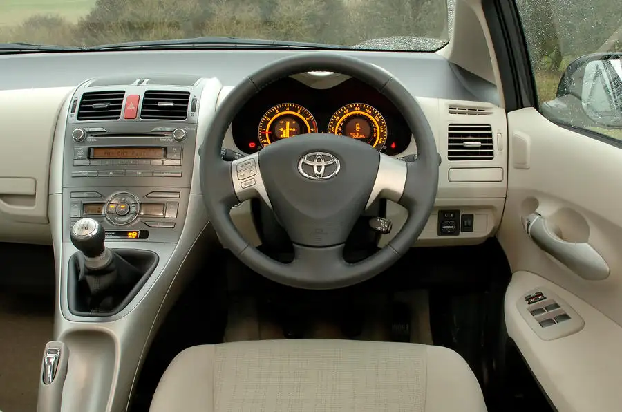 Toyota Auris 2007-2012 Review (2021) | Autocar