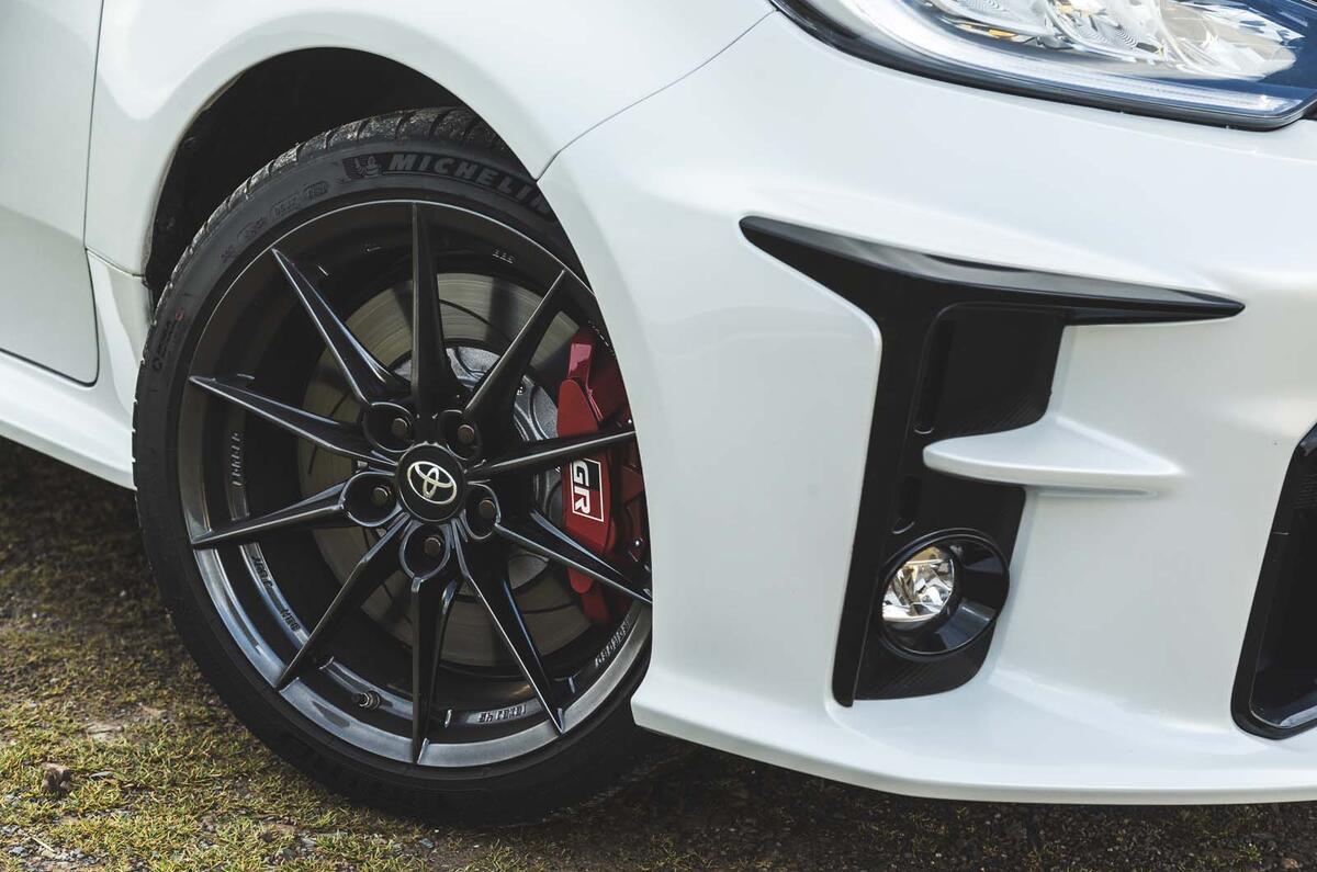 Toyota GR Yaris 2020 pare-chocs avant roue