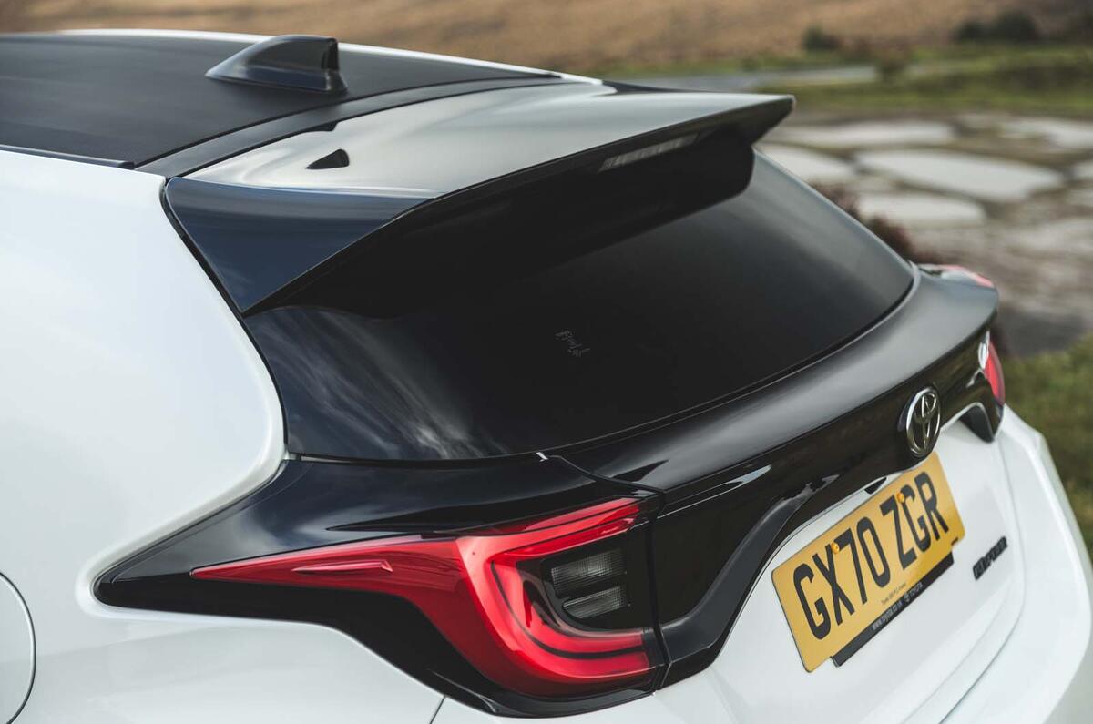 Toyota GR Yaris 2020 aile arrière