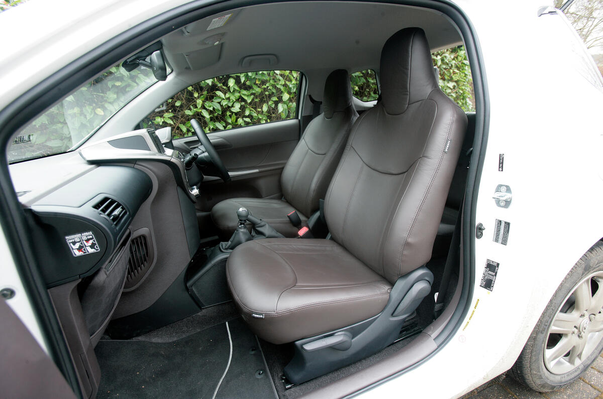 Toyota IQ 20092014 interior Autocar