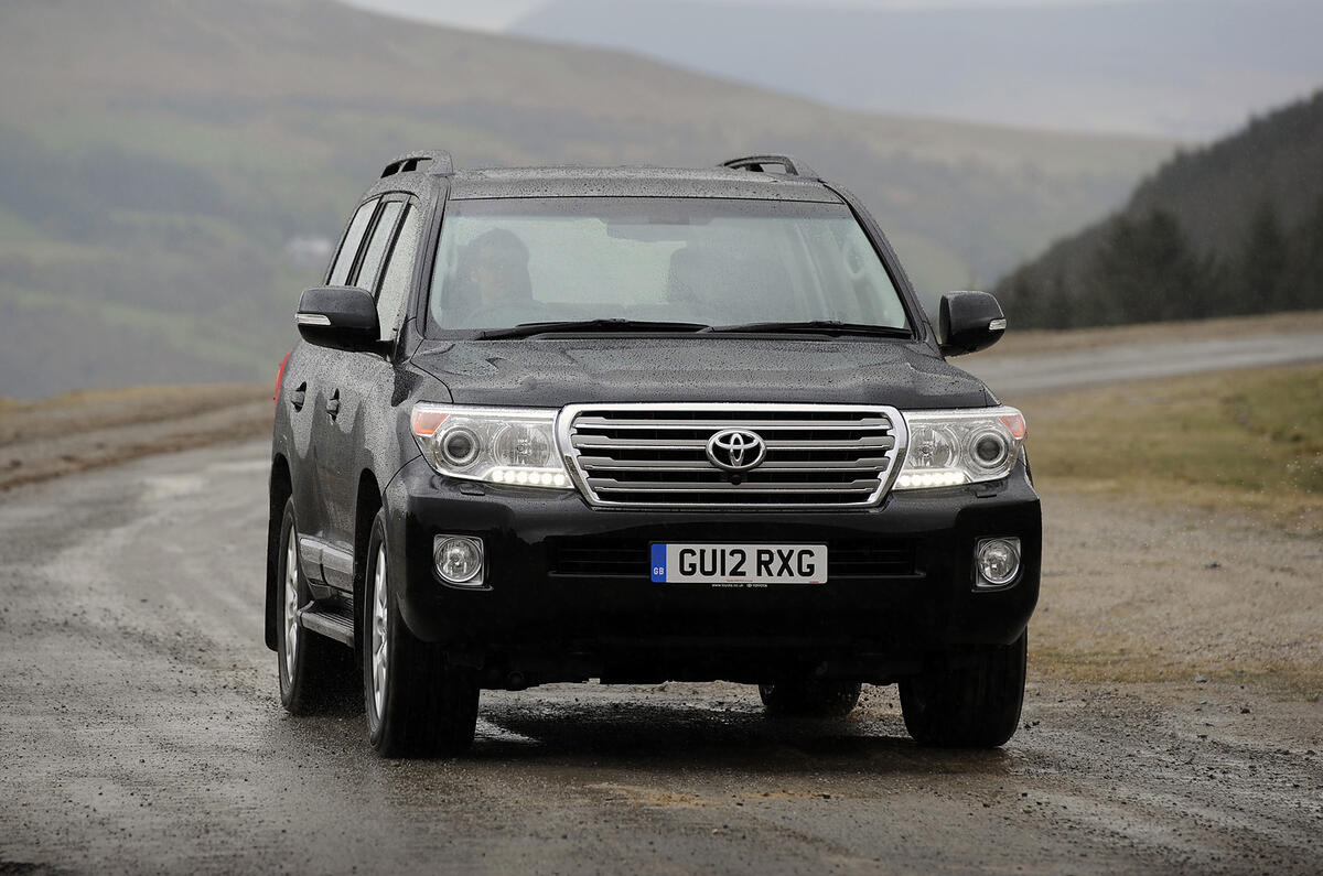 Toyota Land Cruiser V8