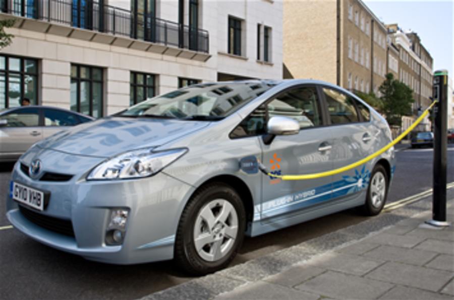 Toyota Prius plug-in launched