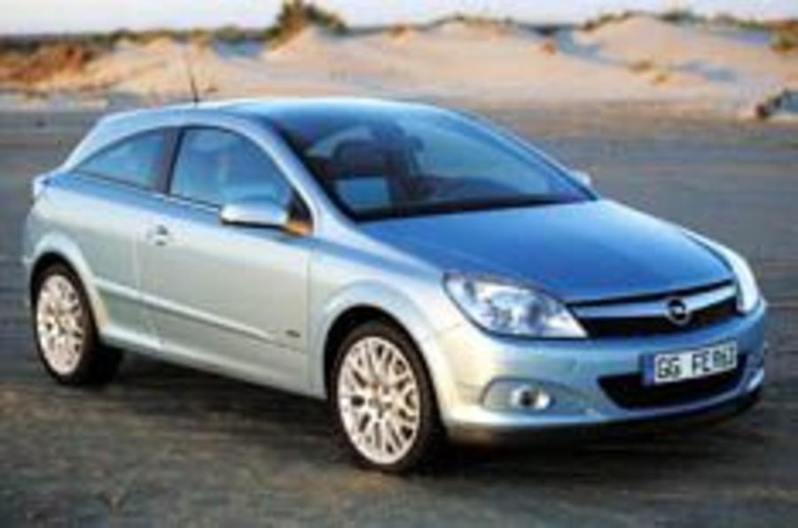 60mpg for GM's new hybrid Astra