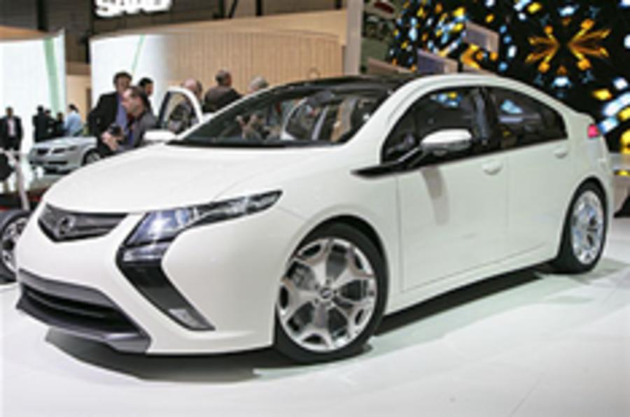 Ampera could cost £24,500