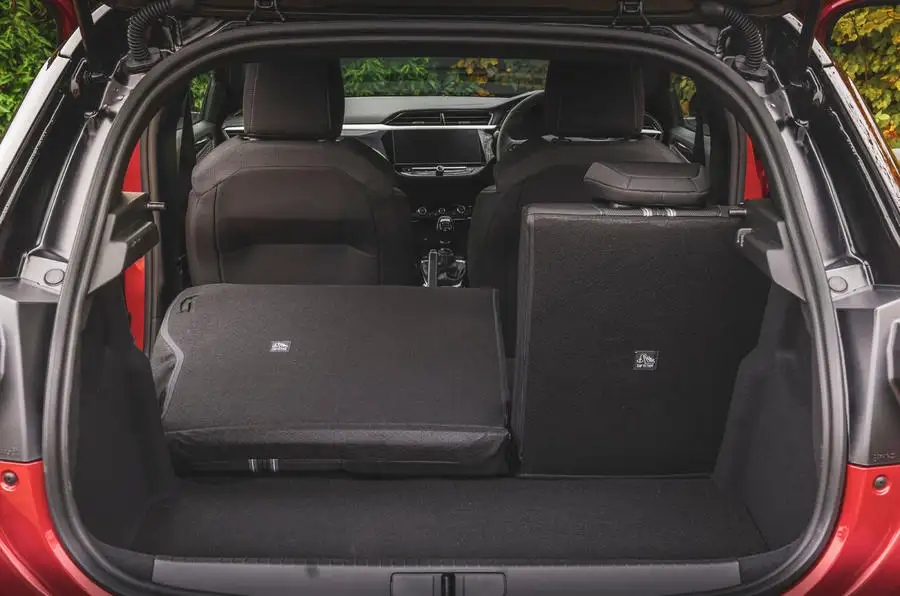 vauxhall corsa avis 2023 18 boot