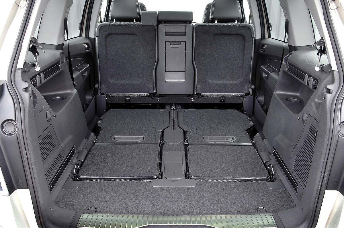 Vauxhall Zafira 05 14 Review 21 Autocar