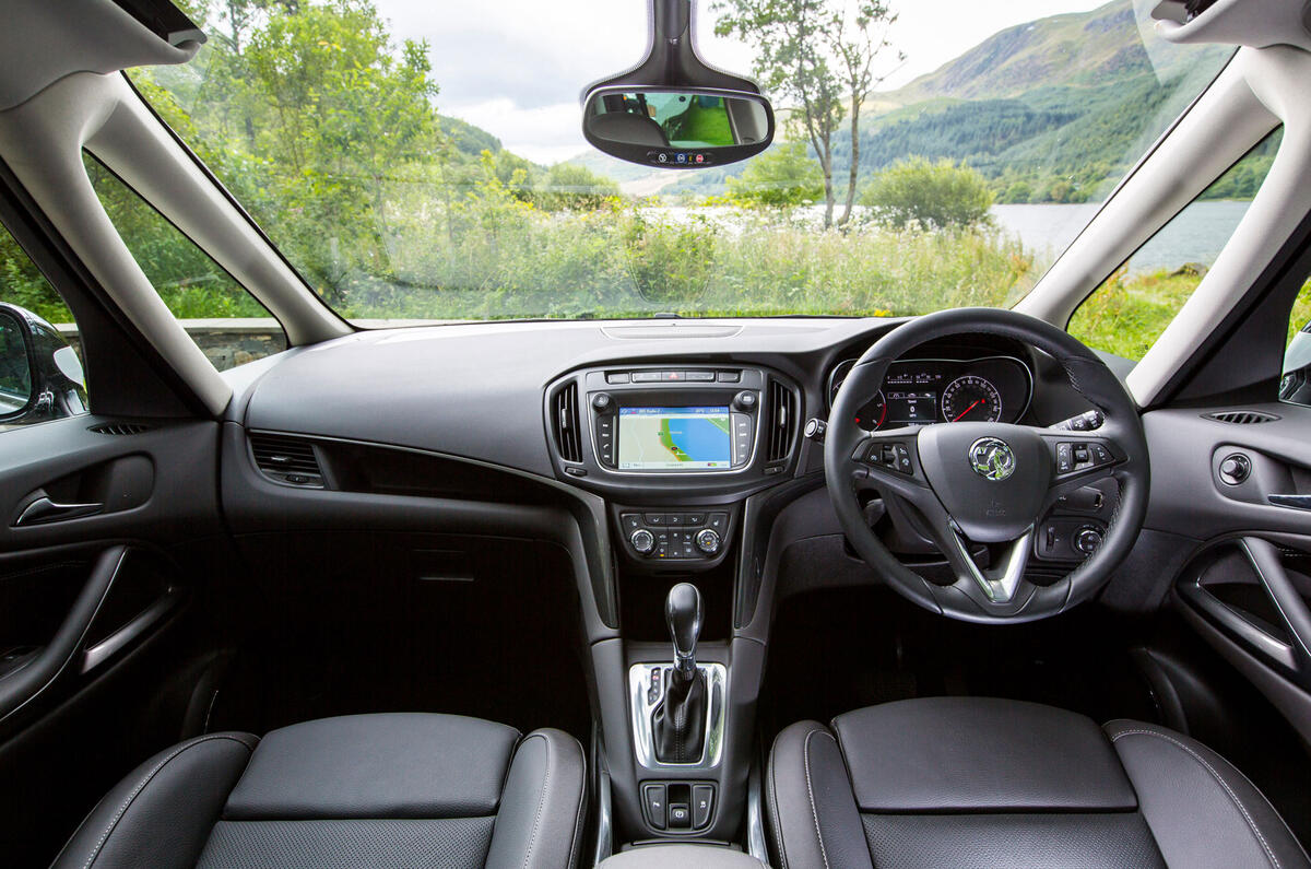 Vauxhall Zafira Tourer dashboard