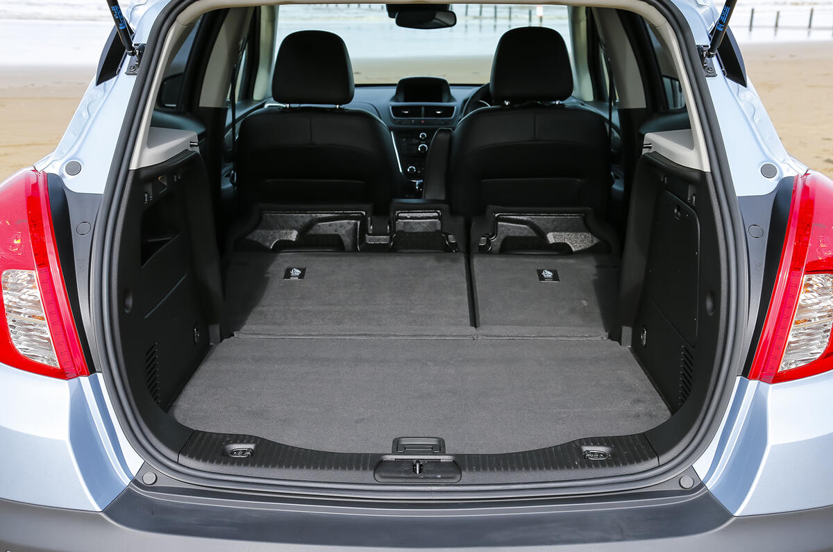 Vauxhall Mokka Tech Line 1.4 Turbo 6speed manual Start/Stop FWD first