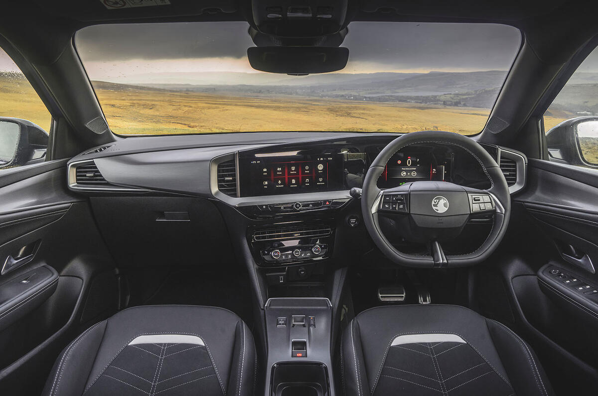 Tableau de bord intérieur du Vauxhall Mokka Electric