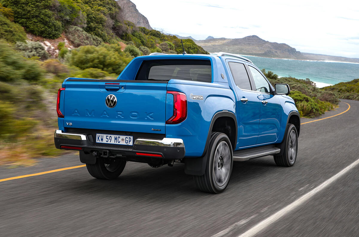 Volkswagen Amarok rear three quarter