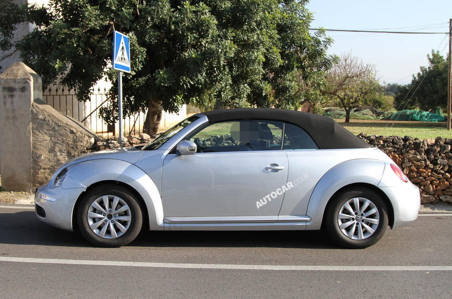VW Beetle Cabriolet scooped