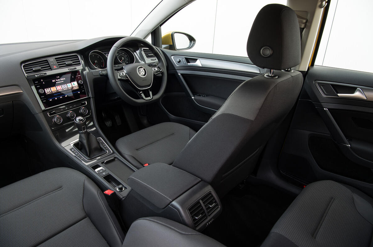 Volkswagen Golf 2012 2017 Interior Autocar