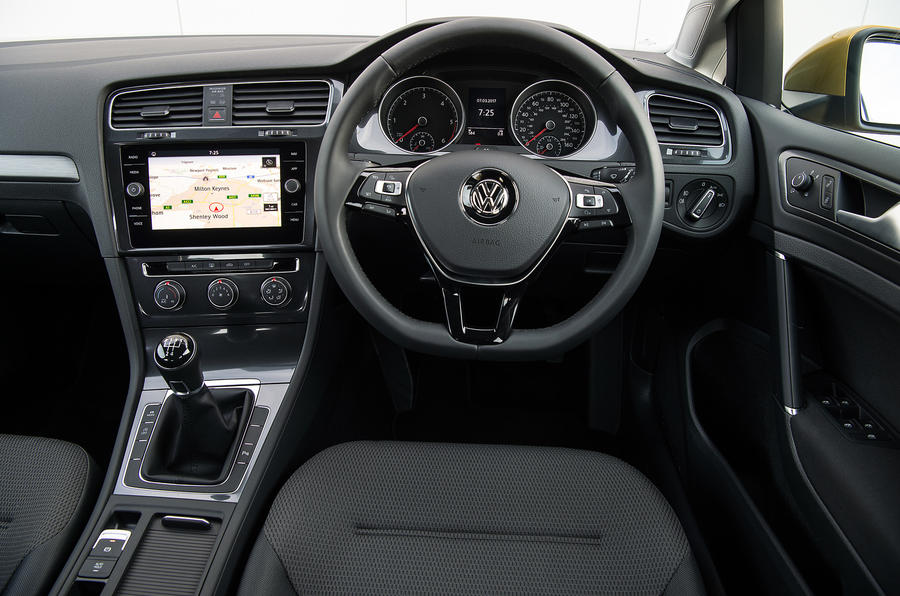 Volkswagen Golf 2012 2017 Interior Autocar