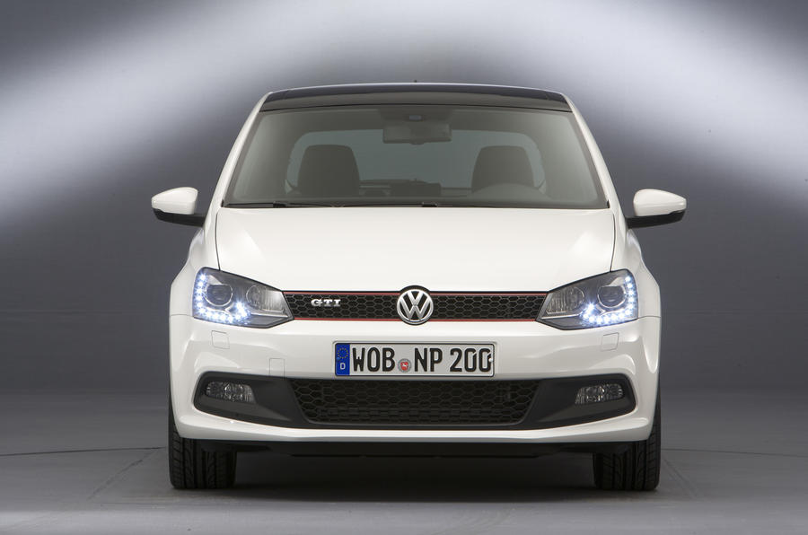 VW to launch Polo R