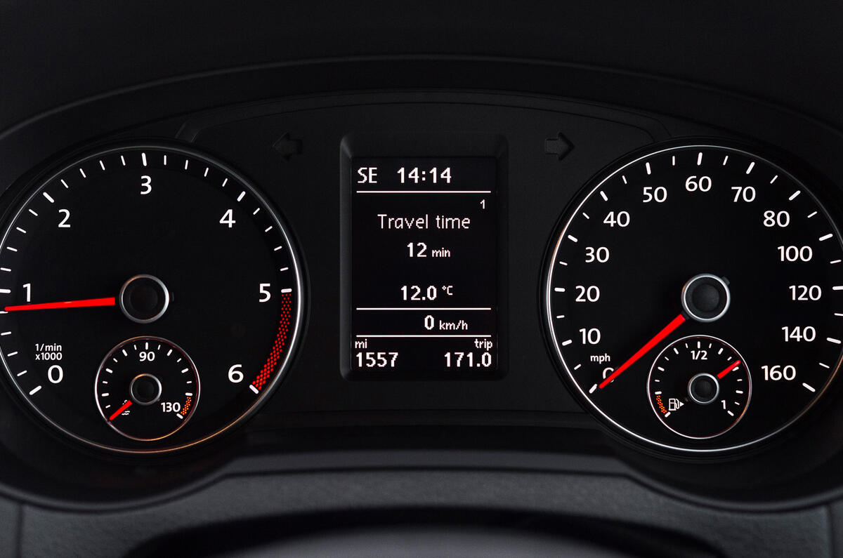 volkswagen-sharan-instrument-cluster.jpg