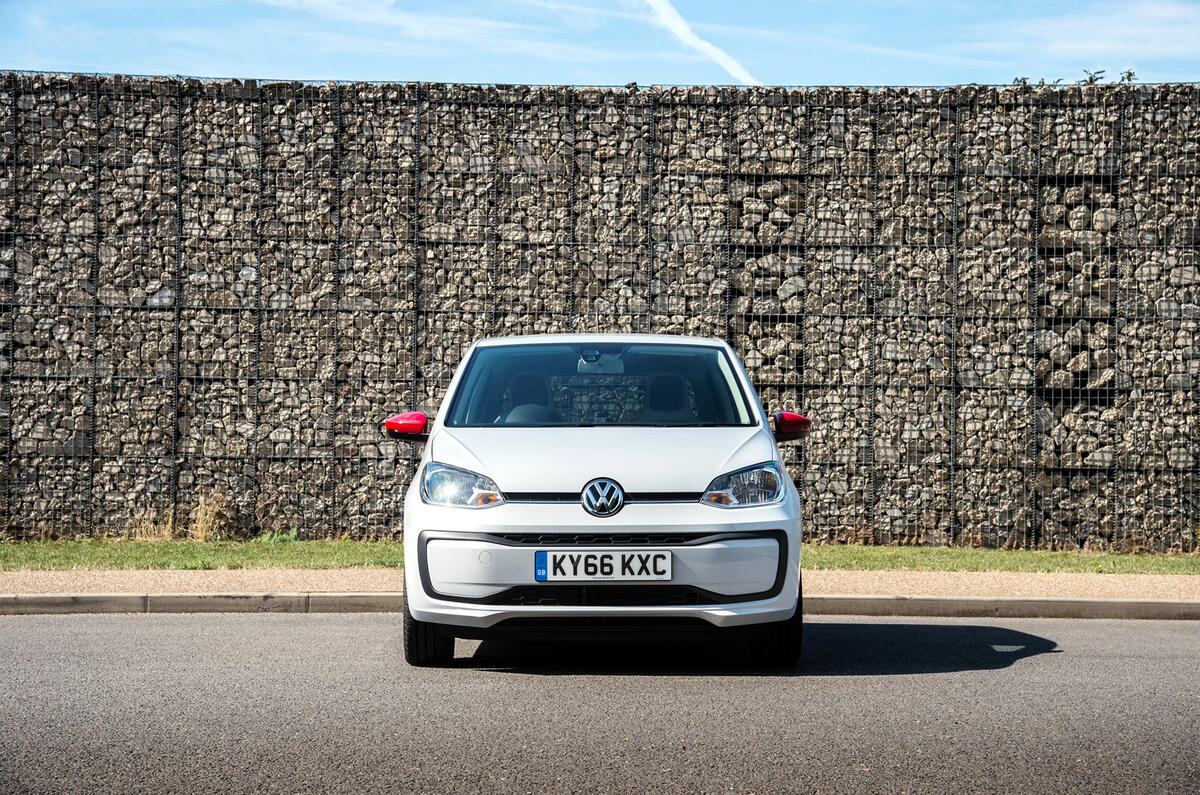 Volkswagen Up front end