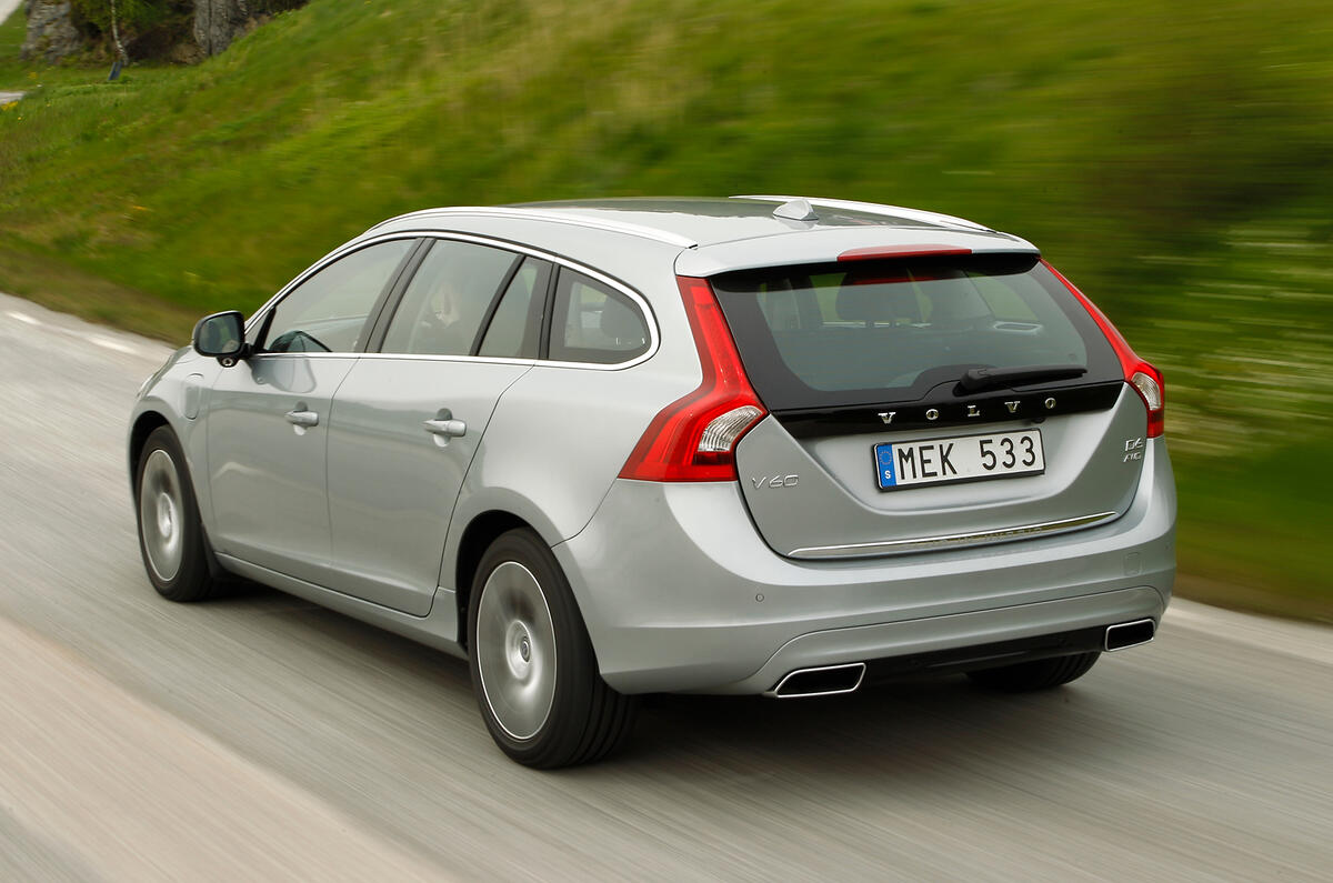 Volvo V60 D6 Plugin hybrid Autocar
