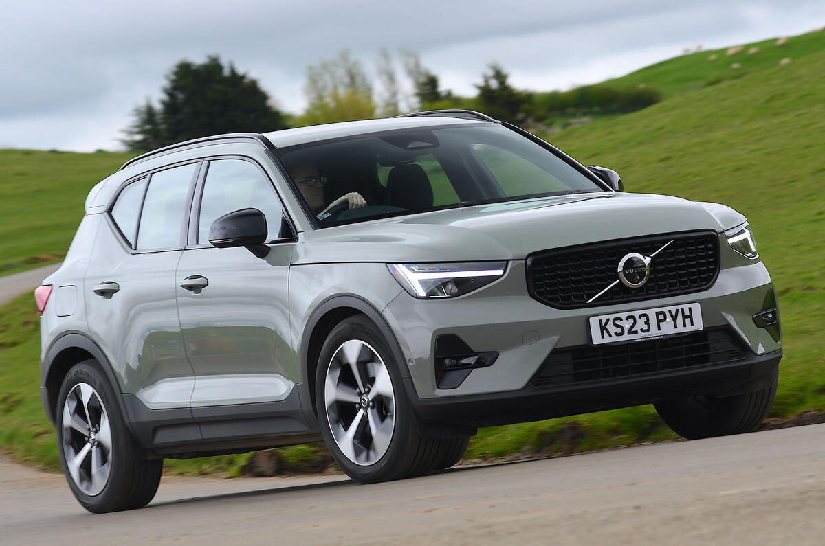 volvo xc40 review 2024 01 front cornering