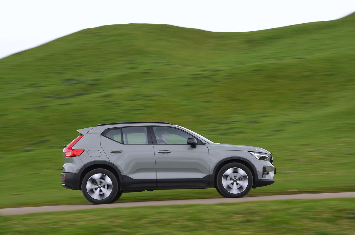 Volvo XC40 Review 2025, Price & Specs Autocar