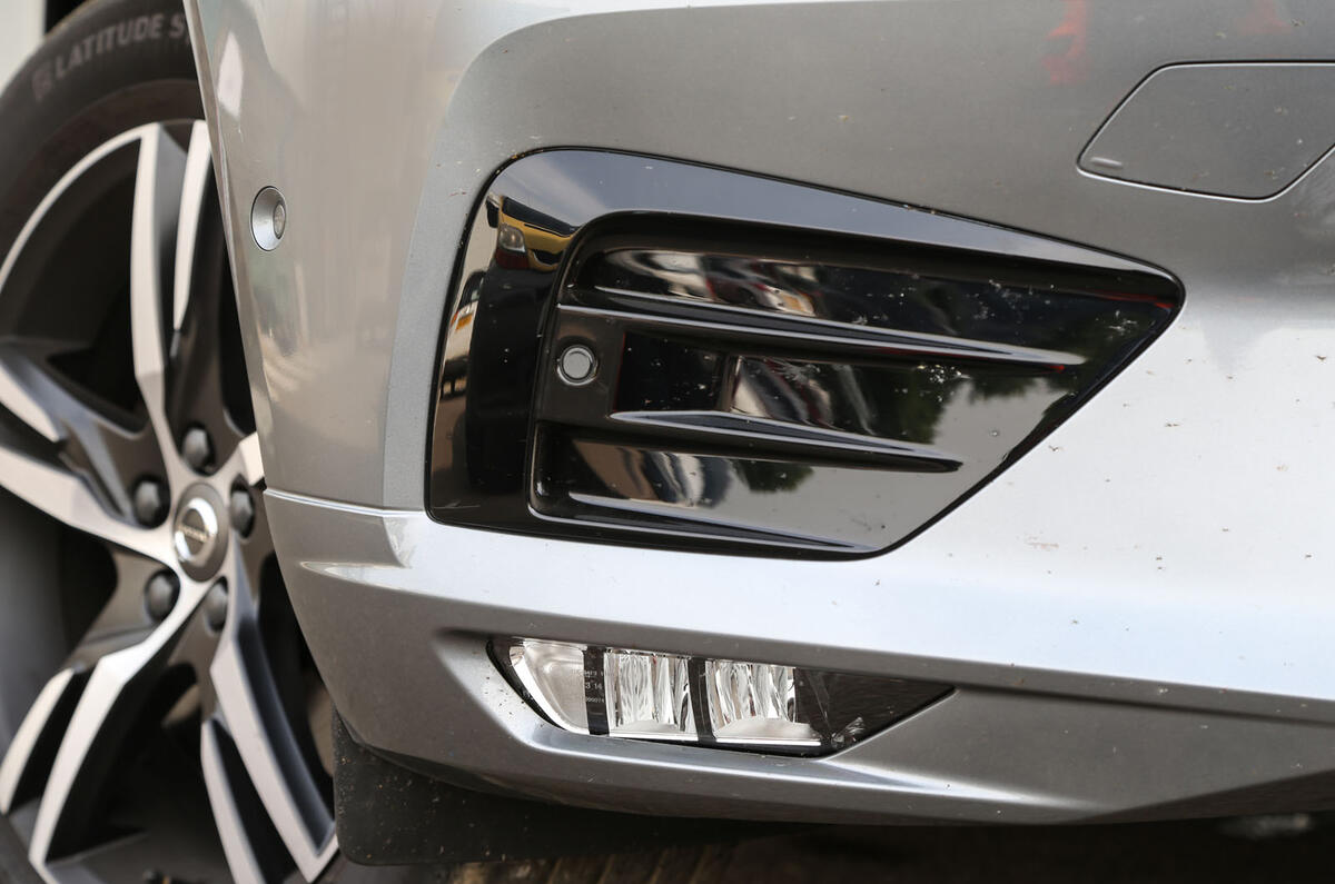 Volvo XC60 front foglights