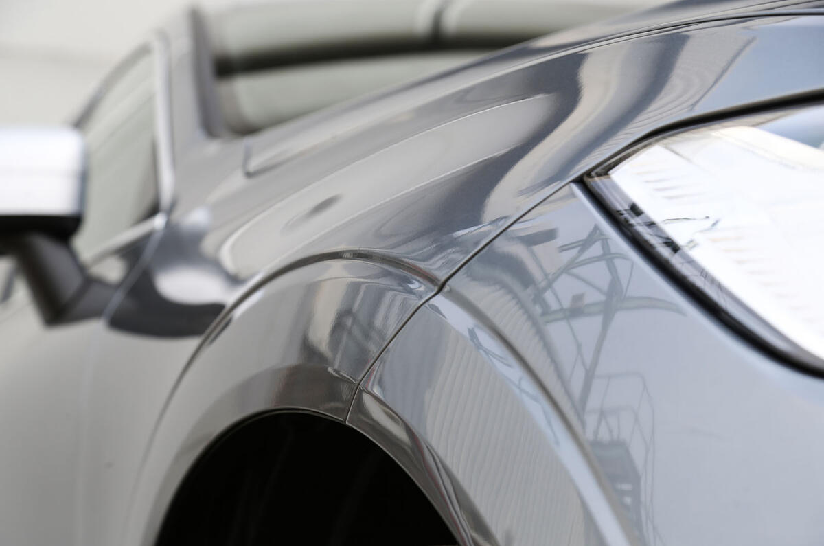 Volvo XC60 wheelarch