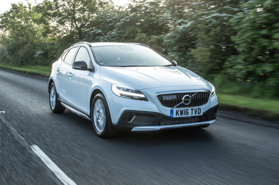 Used Volvo V40 Cross Country 2013-2019 review