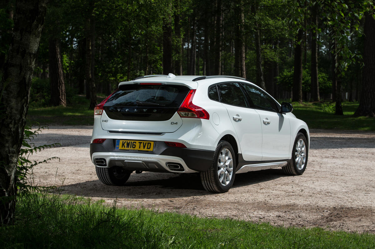 Volvo V40 Cross Country Review 2020 Autocar