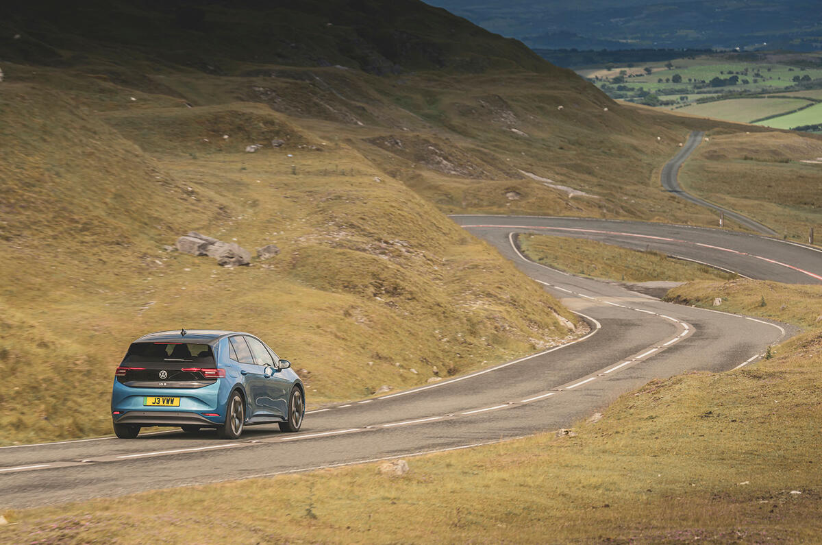 vw id3 review 2023 05 sceneic action