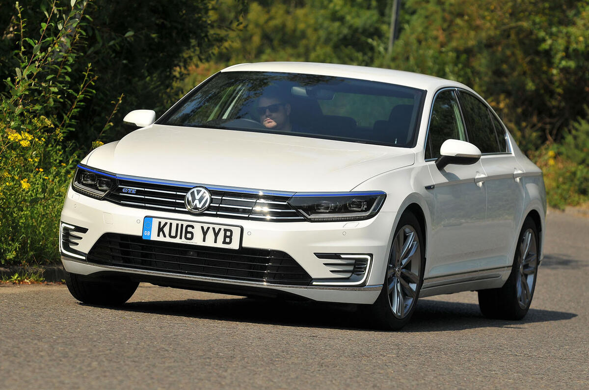 Volkswagen Passat Gte Ride Handling Autocar