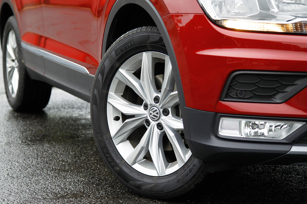 17in Volkswagen Tiguan alloy wheels