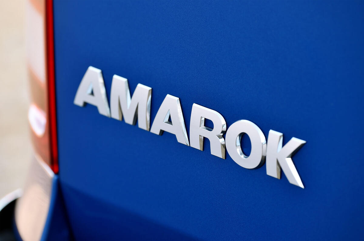 Volkswagen Amarok badging