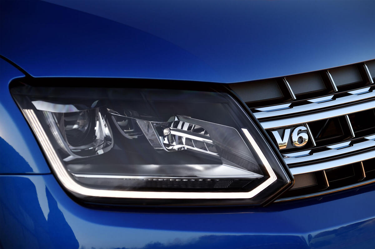 Volkswagen Amarok headlights