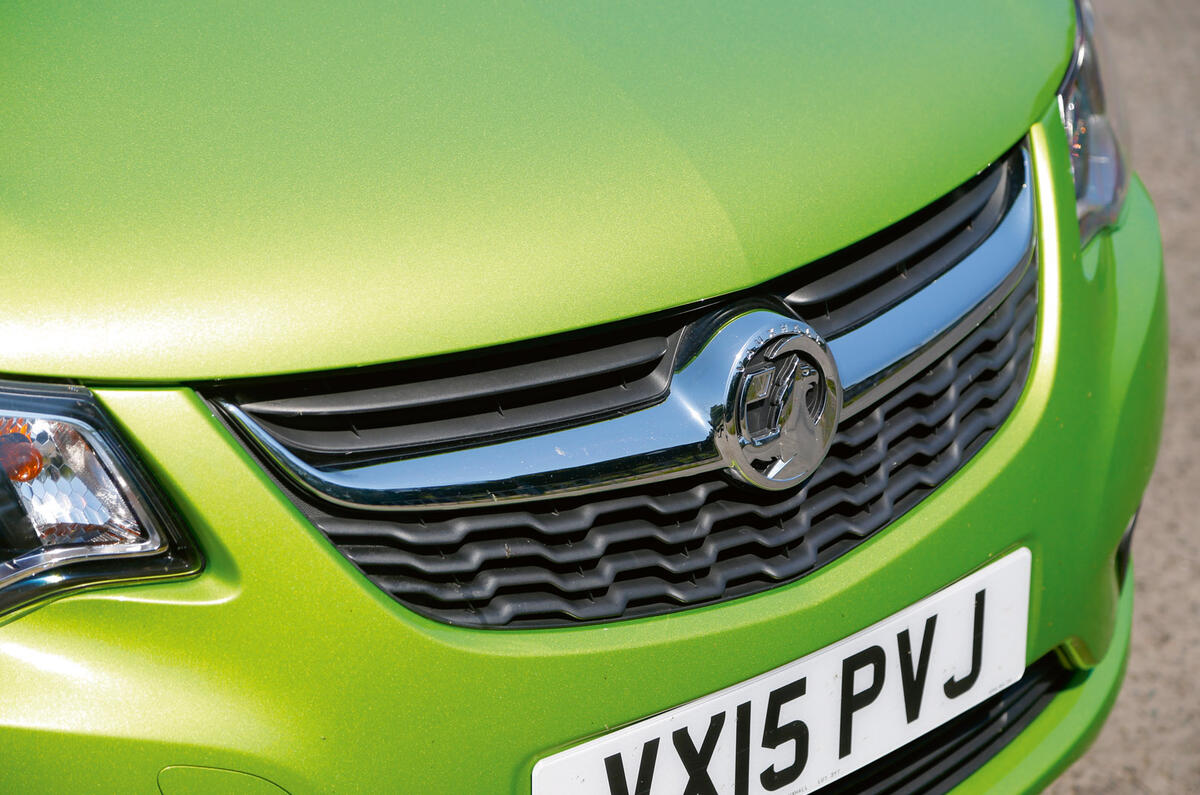 Vauxhall Viva front grille