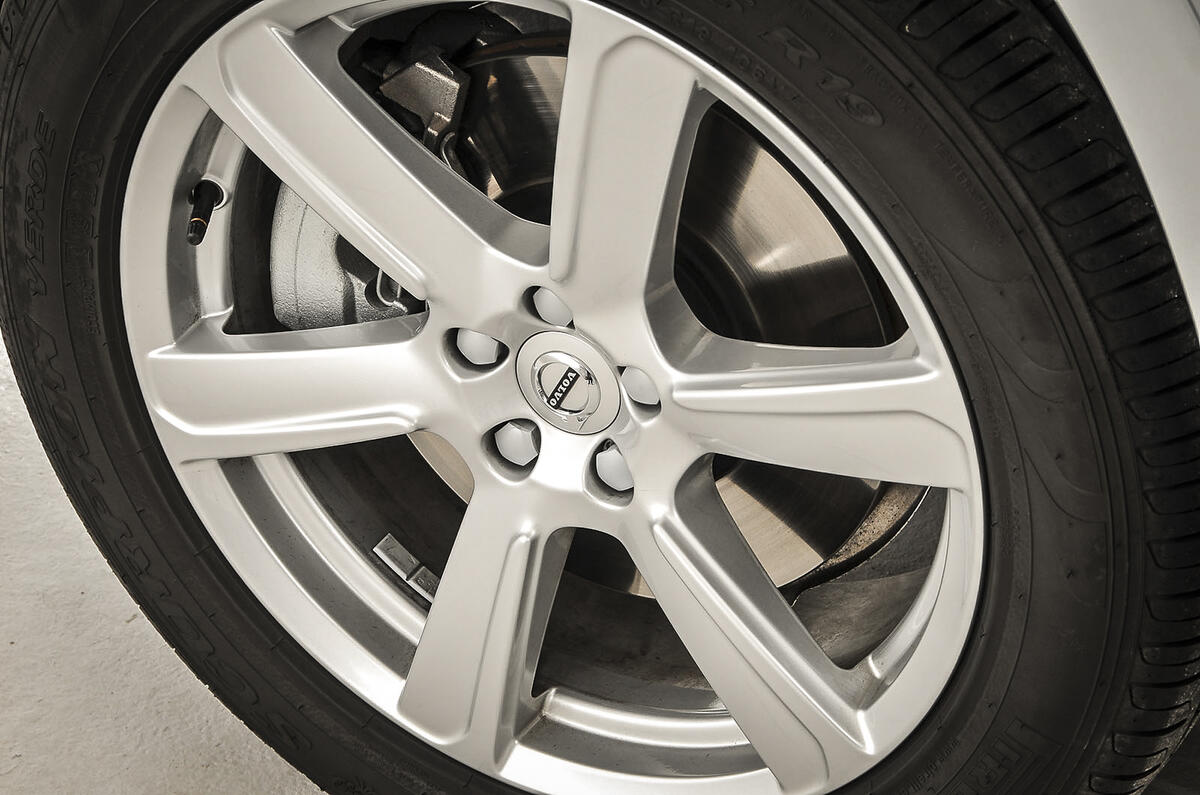 Jantes en alliage Volvo XC90 de 19 pouces