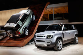 Land Rover Defender revealed at Frankfurt