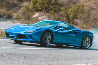 Ferrari F8 Tributo video thumbnail