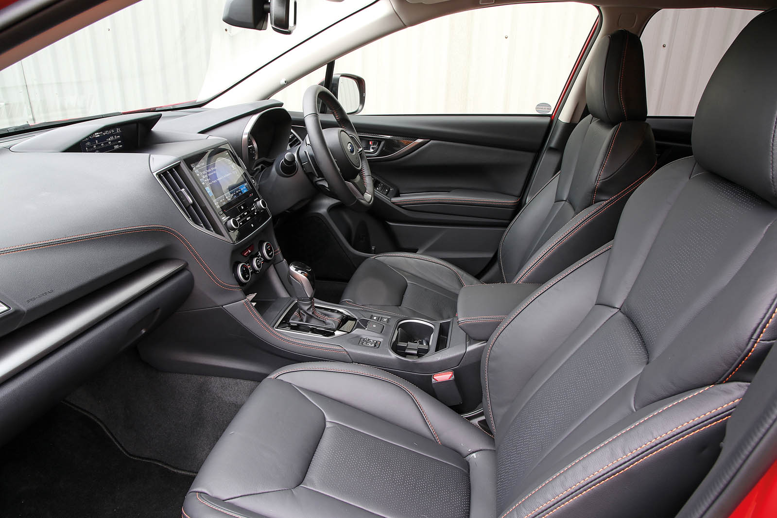 Subaru XV 2.0i Lineartronic SE Premium front seats