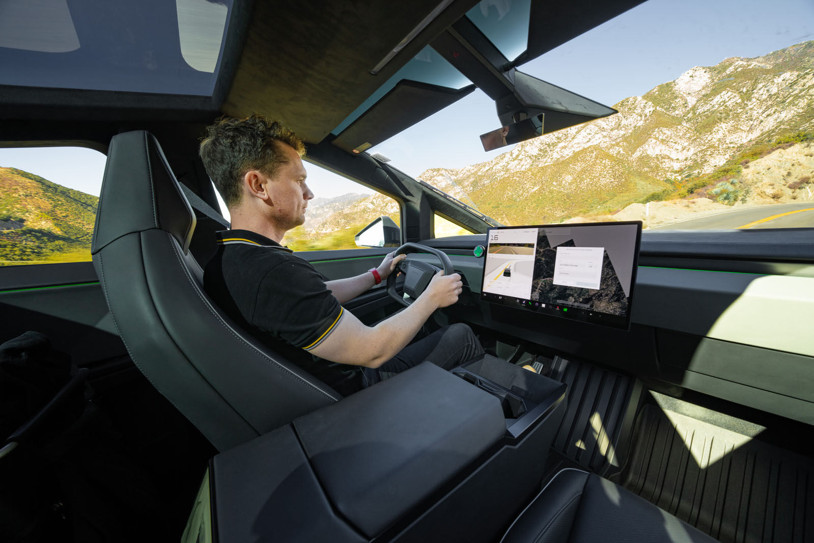 Tesla Cybertruck avis 2024 05 conduite Tesla Cybertruck avis 2024 05 conduite
